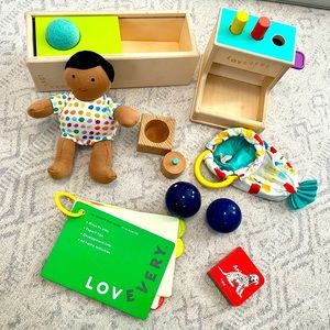 Lovevery The Thinker Play Kit